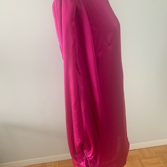 100% authLaundry by Shelli Segal dress. Pre-owned - Picture 3 of 5